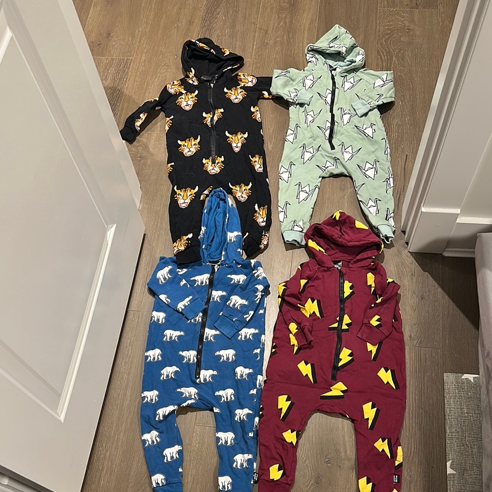 Whistle and flute rompers 1-2 year